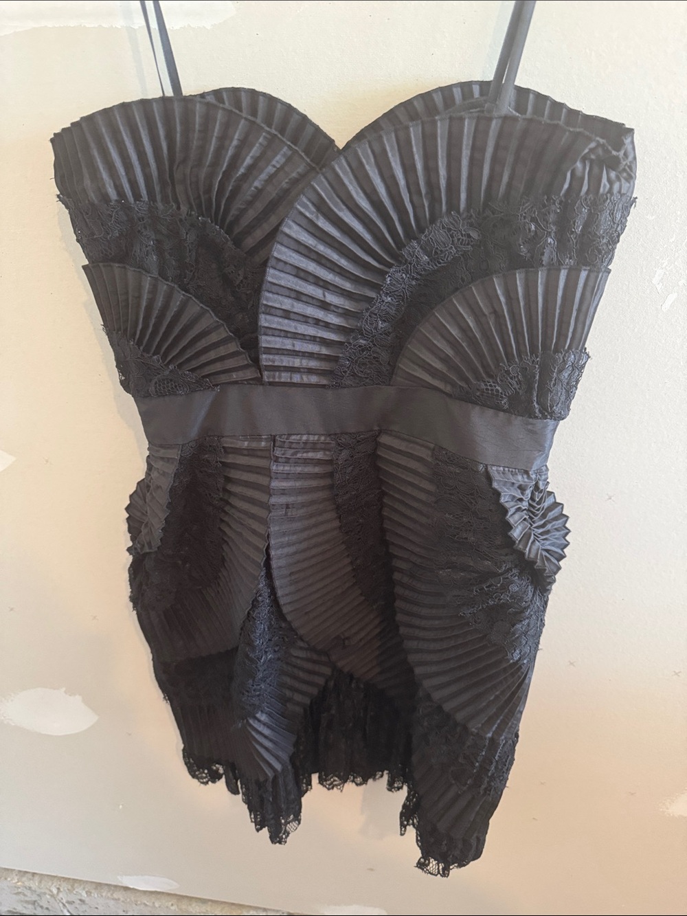 Laundry By Shelli Segal Black Strapless Pleated Lace Cocktail Dress